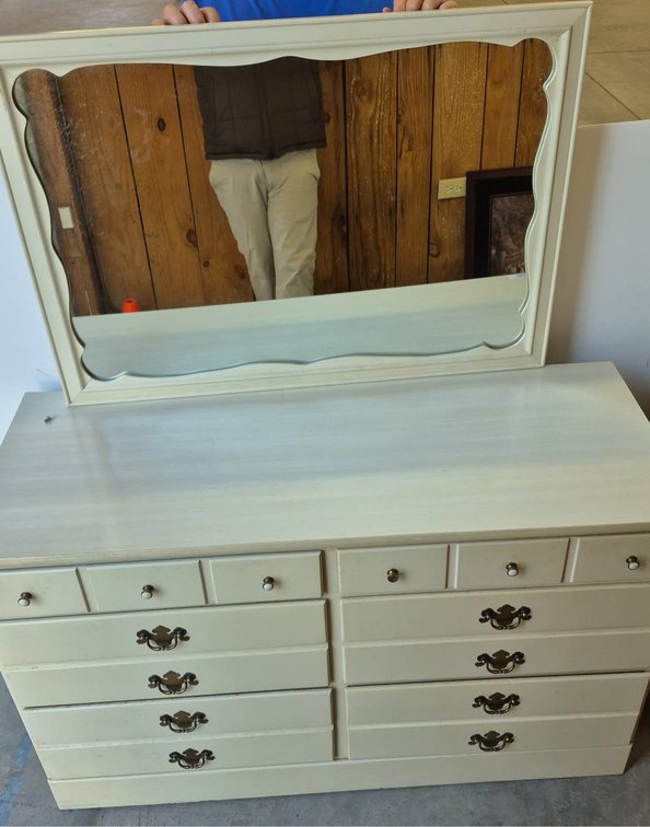 Ethan Allen Cream Dresser With Mirror, 48x18x30
