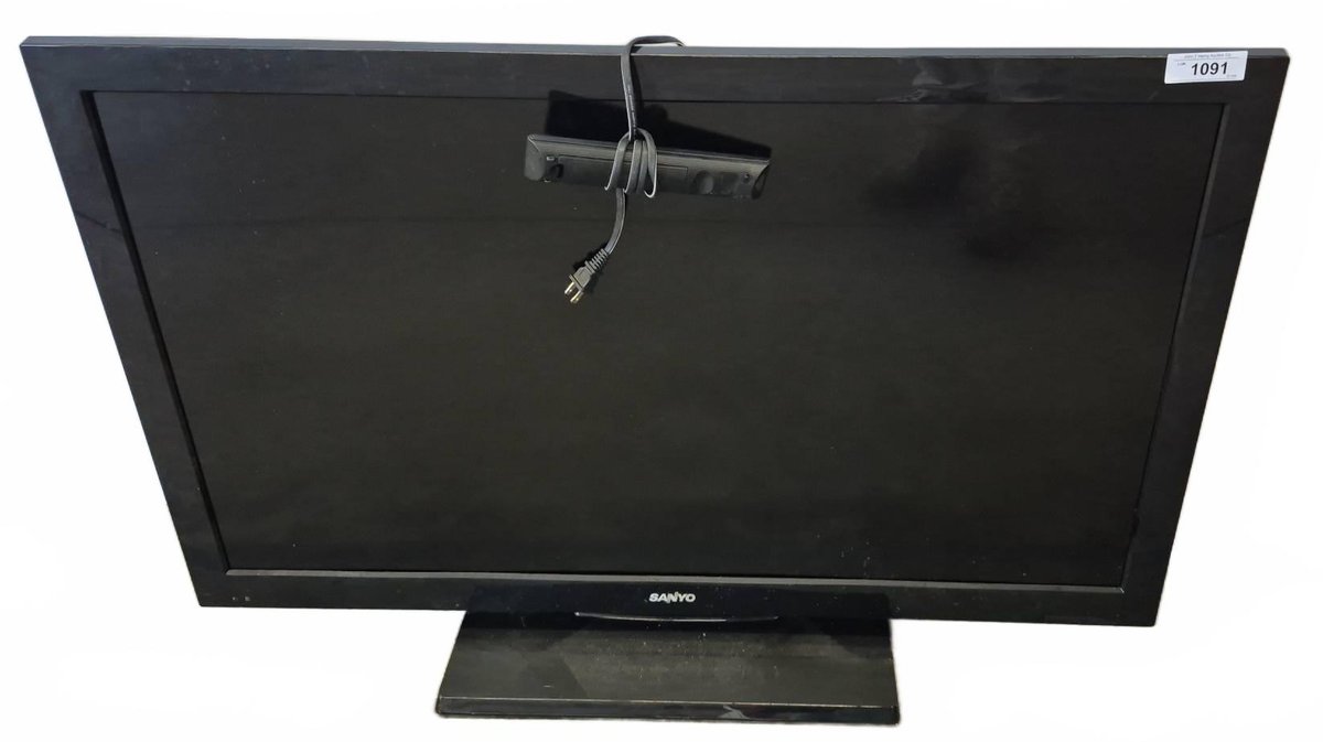 Sanyo DP46841 46" LCD TV with Stand