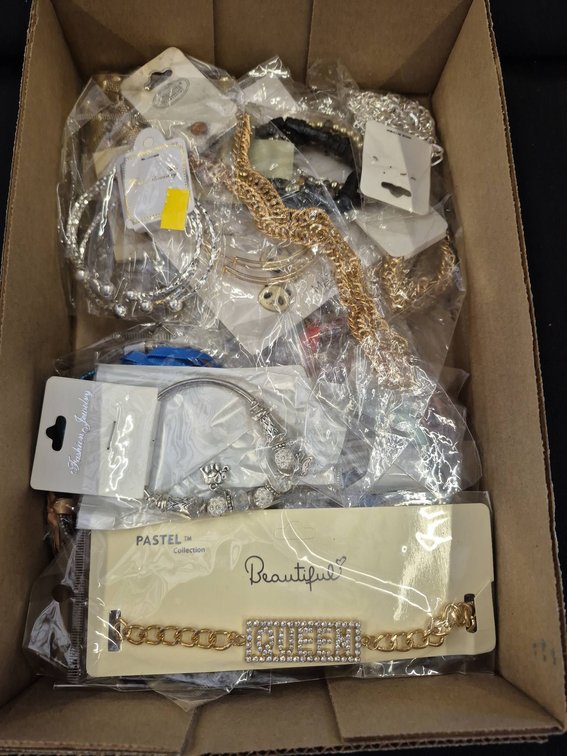 Fashion Jewelry Bracelets Lot