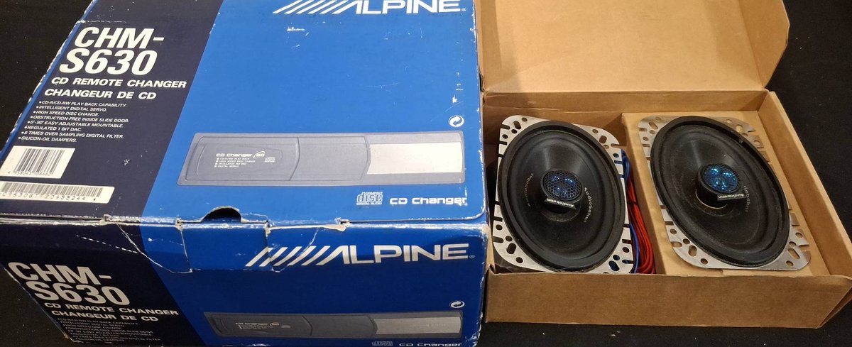 Alpine CHM-S630 CD Changer & Audiobahn Speakers