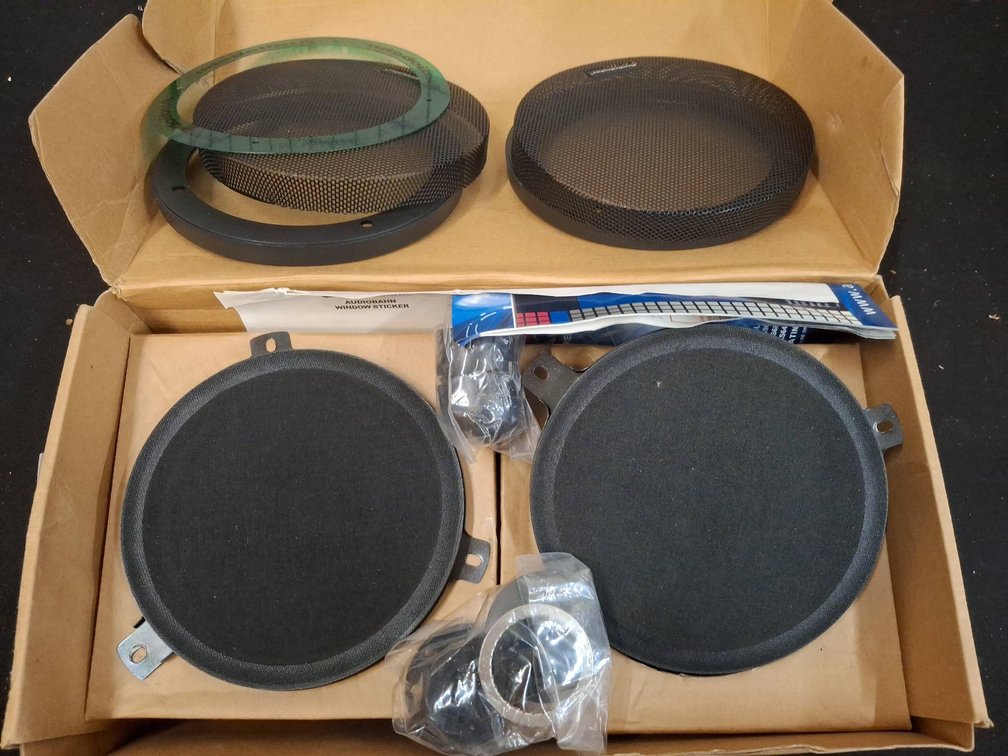 Factory 36710 Dash Speaker Pair with Audiobahn Grilles