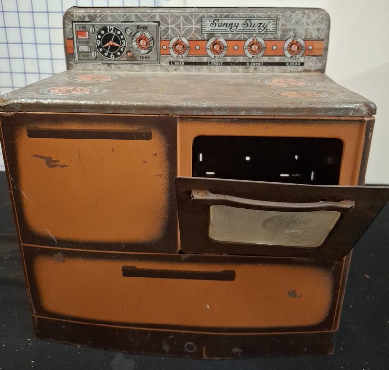 Sunny Suzy Metal Toy Stove Orange 11"×7"×11"