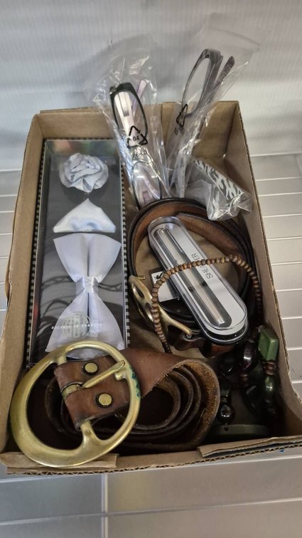Men's Accessories Lot, Sheaffer Pen
