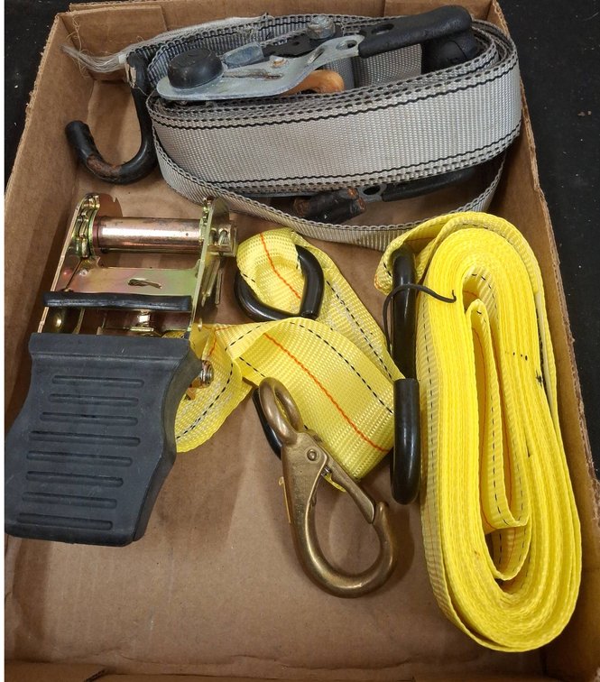 Ratchet Tie Down Straps with Hooks