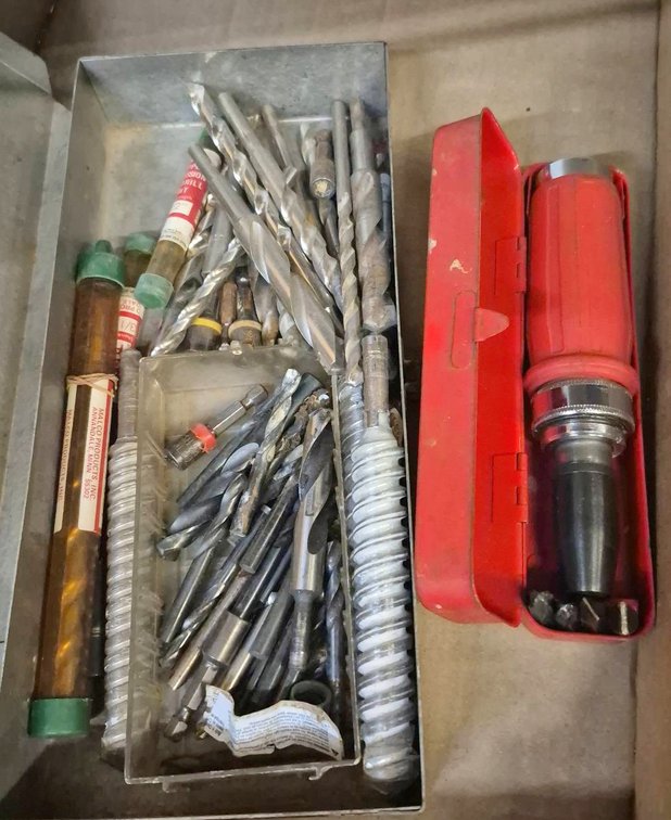 Box Lot Drill Bits and Impact Driver Set