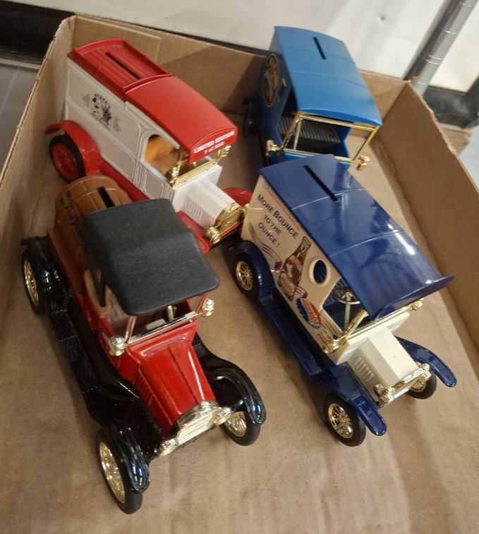 4 Die-Cast Metal Vintage Trucks Banks