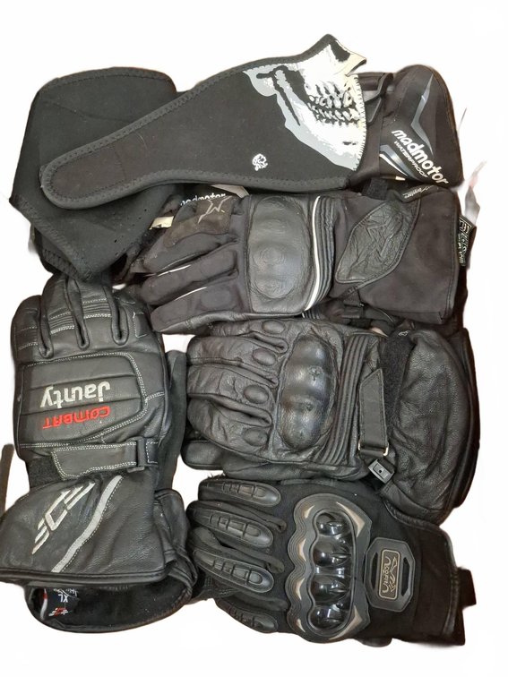 Motorcycle Gloves & Gear