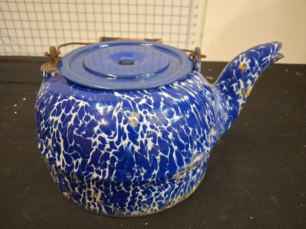 Blue and White Enamelware Kettle 9"×6"