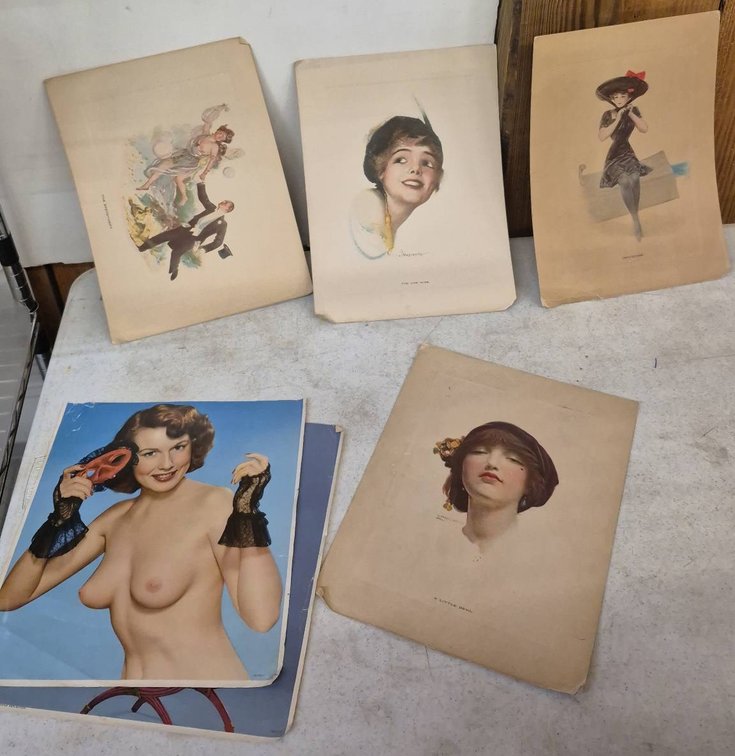 Vintage Pin-Up and Art Prints