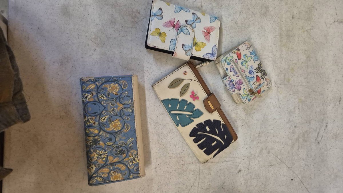 4 Women's Wallets Butterfly Leaf Designs