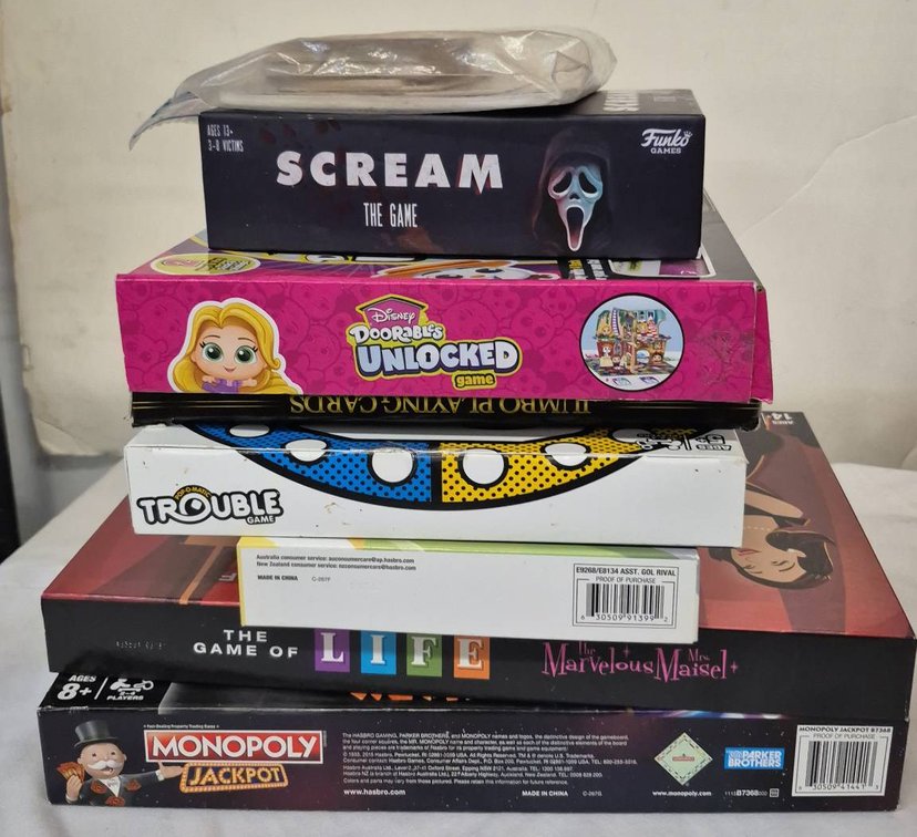 Board & Card Games Lot, 6 Titles