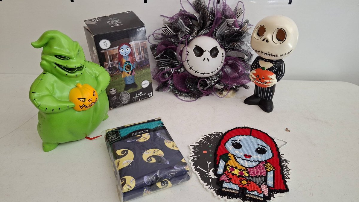 Nightmare Before Christmas Decor Lot