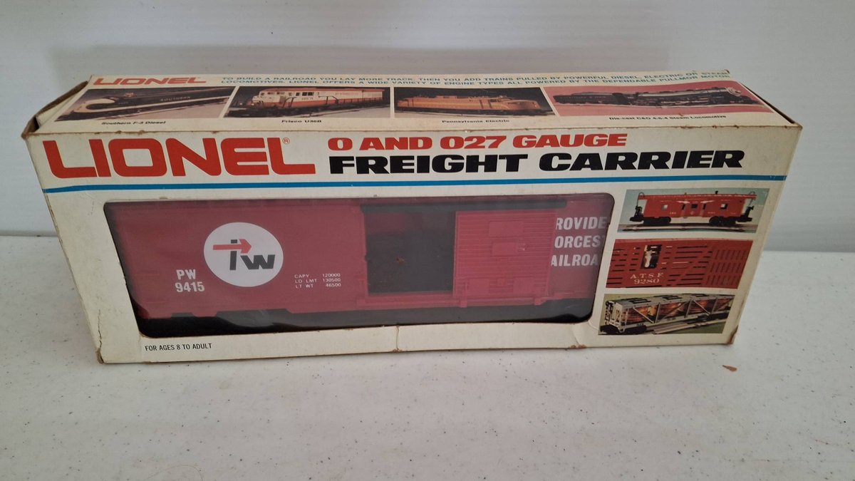Lionel O/O27 Gauge TW Boxcar 9415 in Box