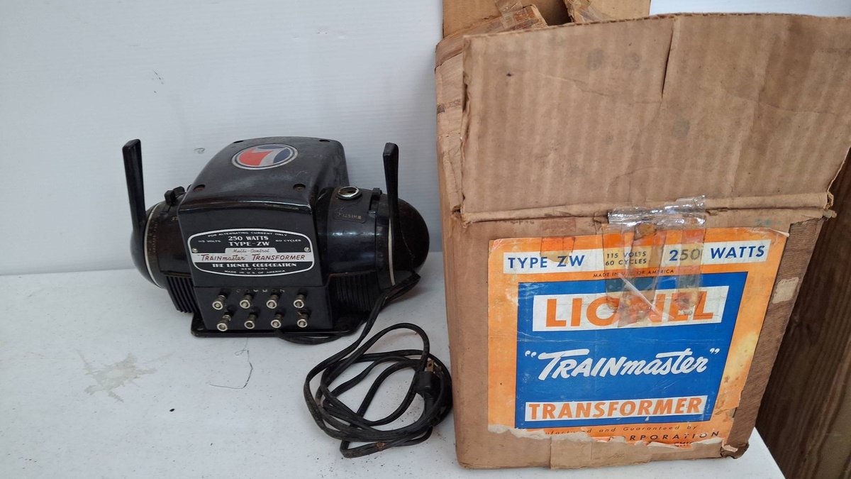 Lionel Trainmaster Transformer Type ZW 250W