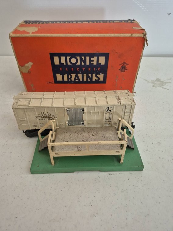 Lionel 3462 Automatic Refrigerated Milk Car