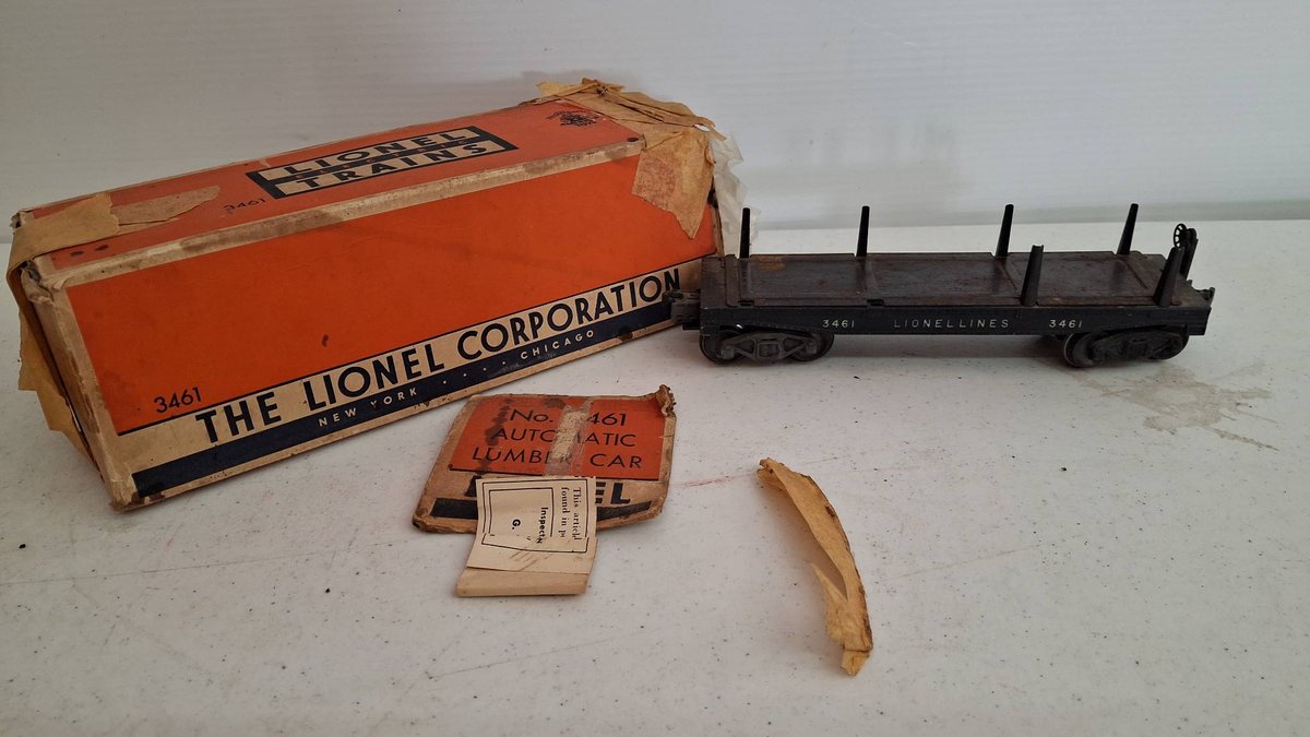 Lionel No. 3461 Automatic Lumber Car W/ Box