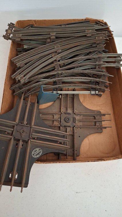 Lionel Train Track Lot, Curved & Crossing Pieces