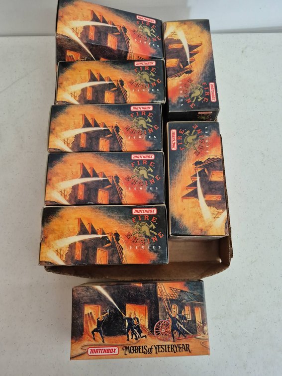 8 Matchbox Fire Engine Series Models Boxes