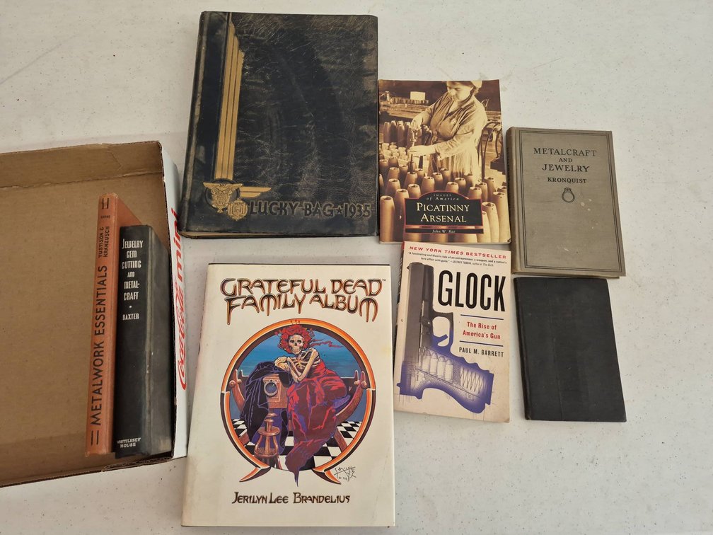 Books Lot: Jewelry, Guns, Arsenal, Music
