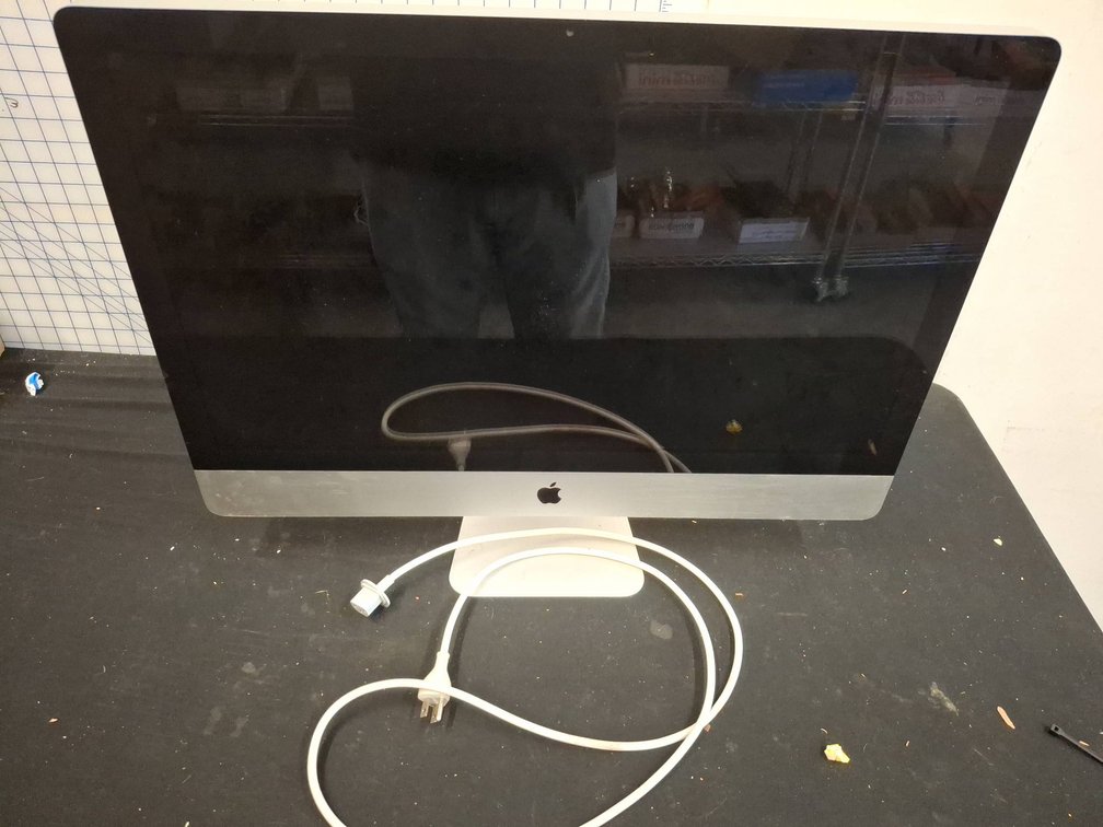 Apple iMac A1312 27-Inch All-In-One Desktop