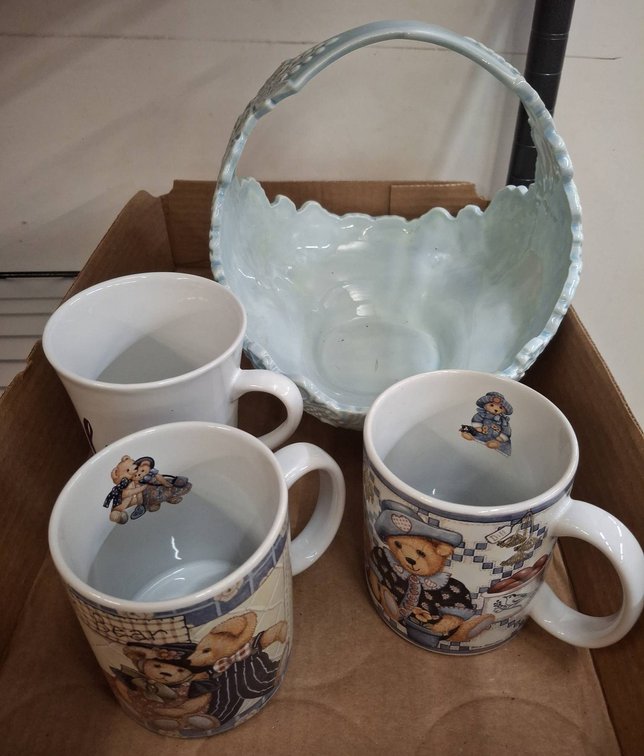 Lang & Wise Collector Mugs & Ceramic Basket
