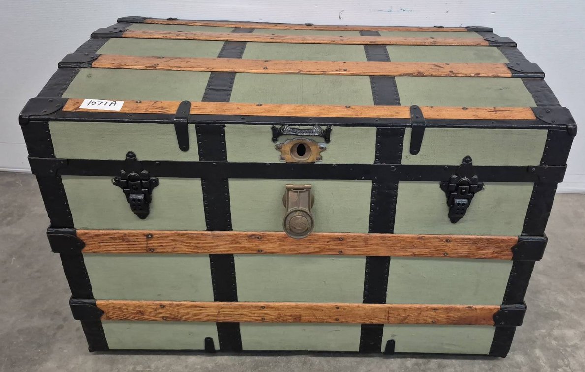 Green Canvas and Wood Steamer Trunk 36x22x25