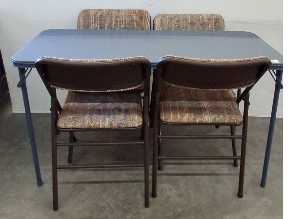 Folding Table With Three Chairs 48x20x28