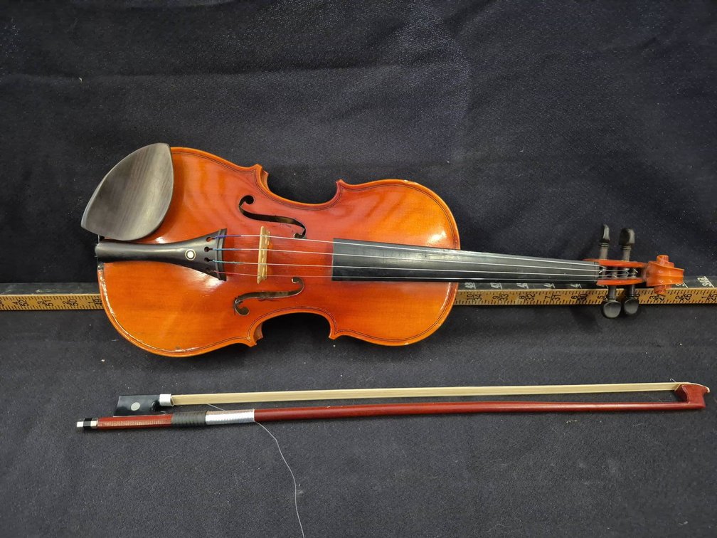 Karl Knilling Violin with Bow, Made in Germany