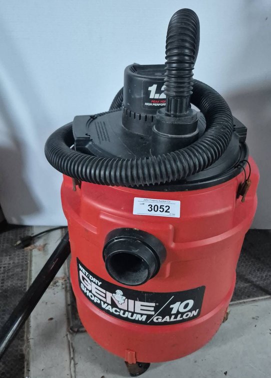 Genie 10 Gallon Wet/Dry Shop Vacuum 1.25 HP