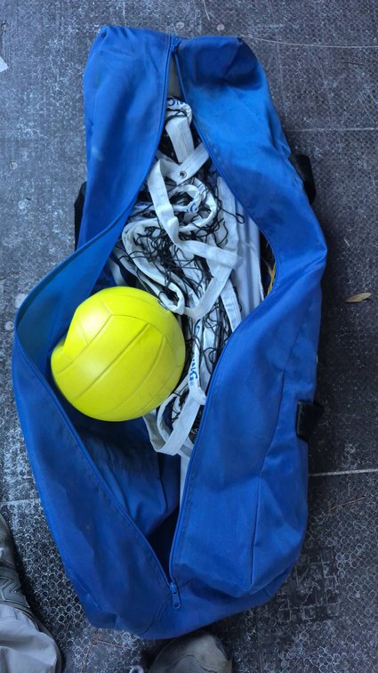 Spalding Volleyball Set With Net And Poles