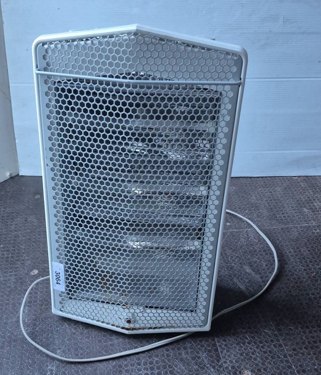 Pelonis FHQ20A4WW Quartz Heater 1500W White