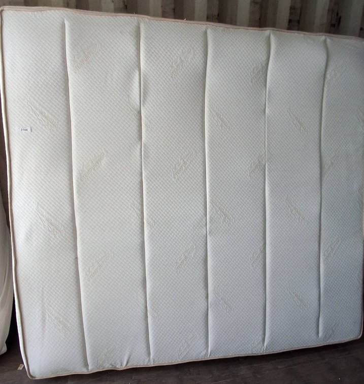 King Size Tempurpedic Mattress