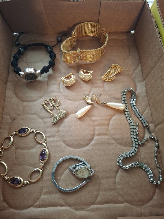 Costume Jewelry and Watches Lot