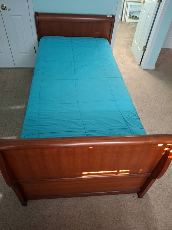Wooden Sleigh Twin Bed With Trundle Frame