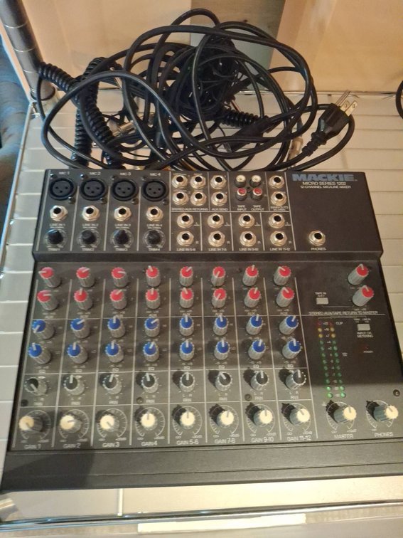 Mackie Micro Series 1202 12-Channel Mixer