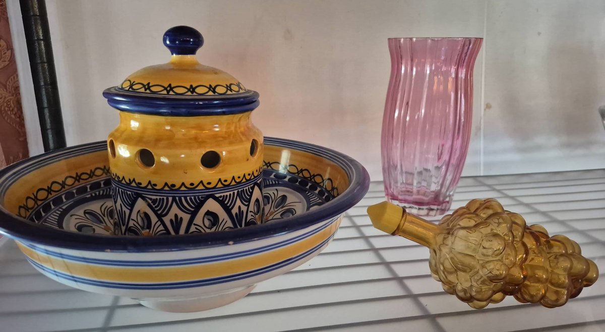 Kitchen Items: Ceramic Bowl, Vase, Bottle