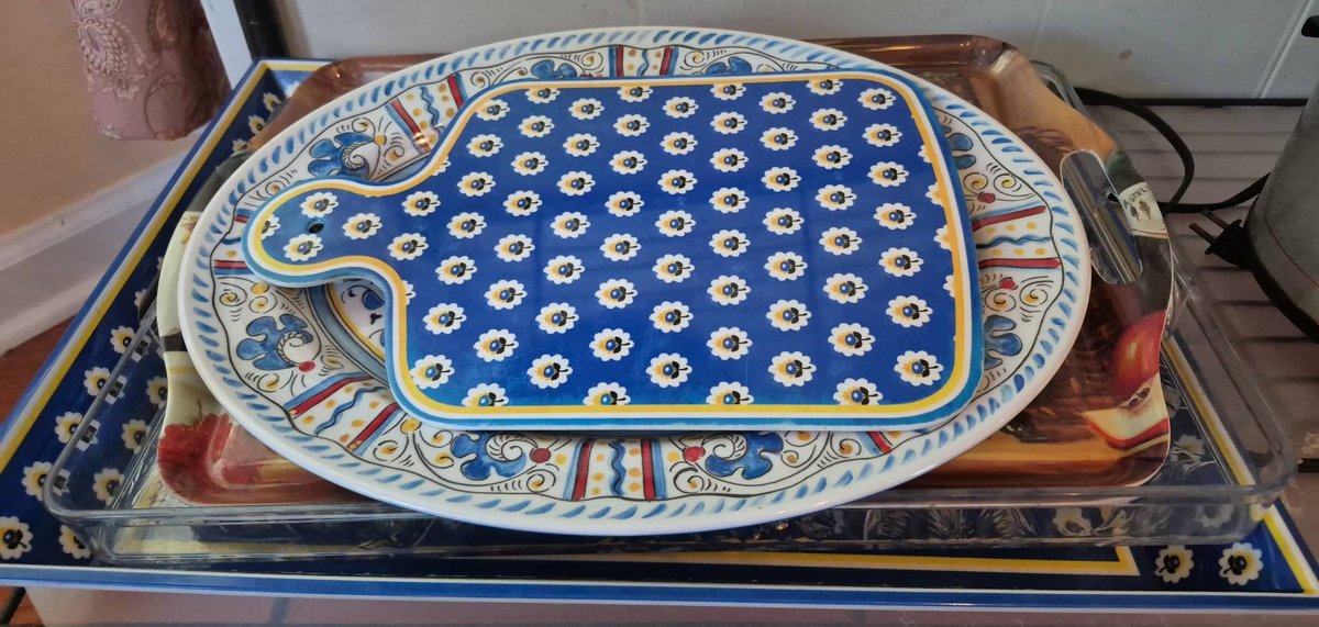 Decorative Platters and Serving Trays