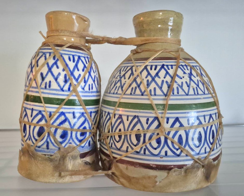 7in Ceramic Bottles With Woven skin Wrap