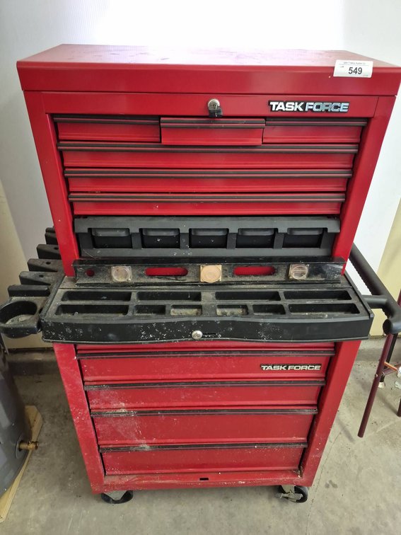 Task Force Red Rolling Tool Chest With Contents