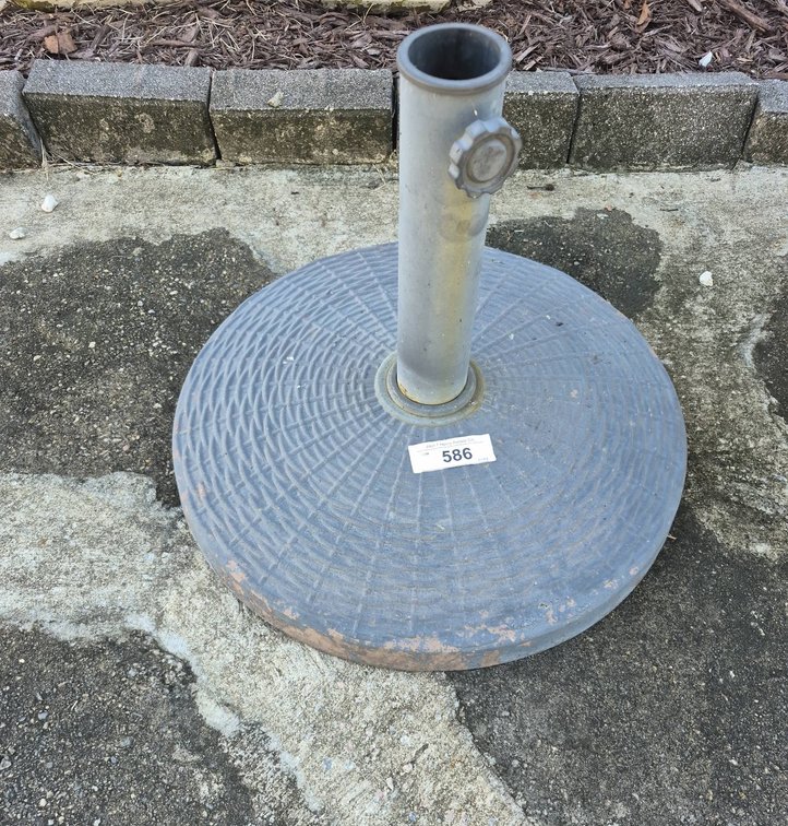 Outdoor Metal Patio Umbrella Stand Base