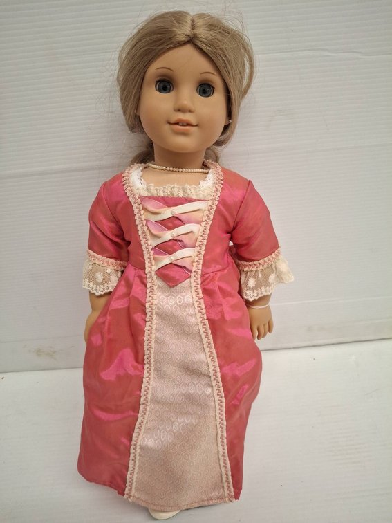 American Girl Elizabeth Cole Doll 2005