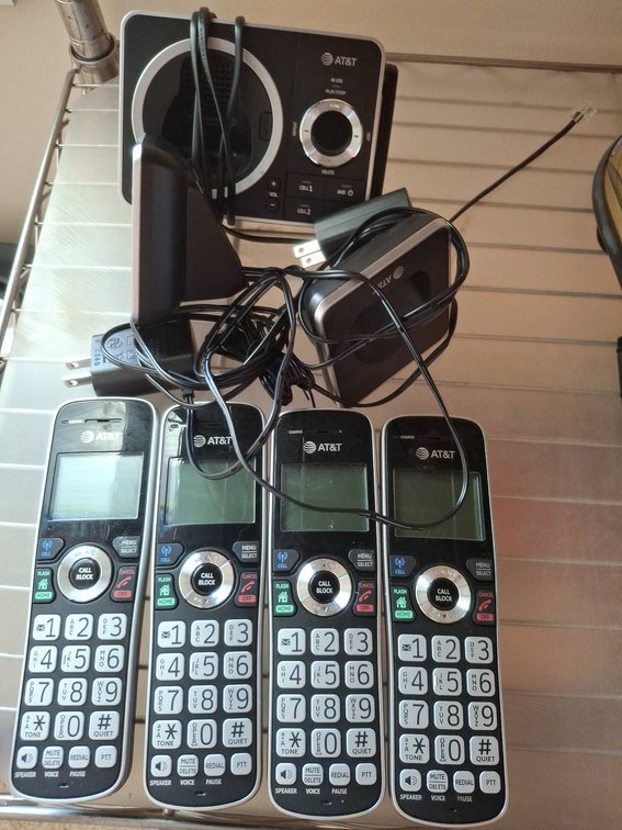 53 - AT&T DLP72412 Cordless Phone System, 4 Handsets