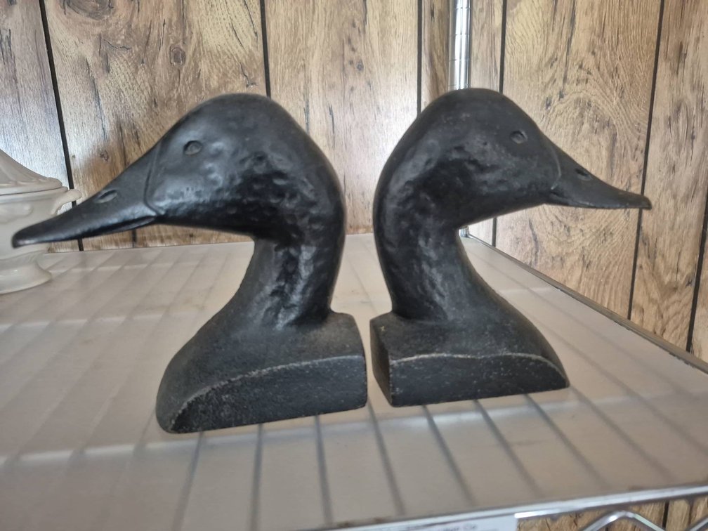 193 - Pair Cast Iron Duck Head Bookends, 5in