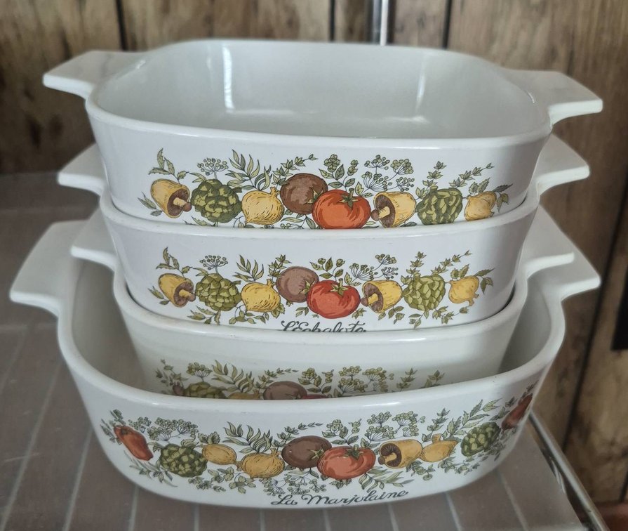 201 - 4pc Corning Ware La Marjolaine Casserole Dishes