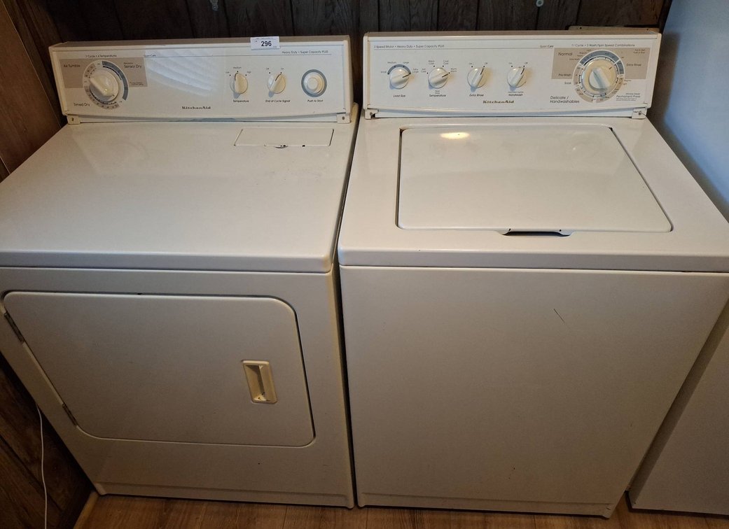 296 - KitchenAid Washer and Electric Dryer Set White
