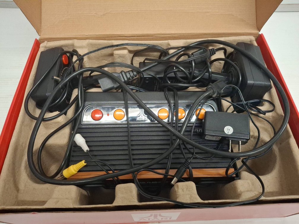 Atari Flashback 8 Console With Box and Cables