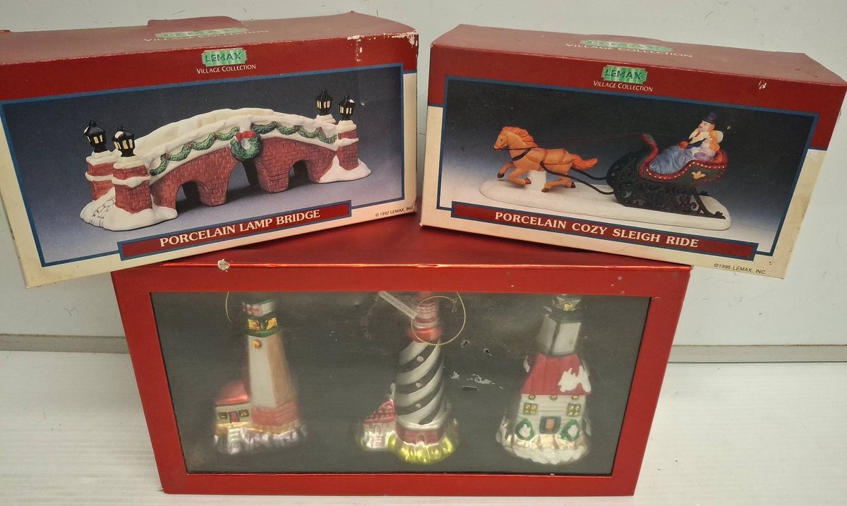 Lemax Porcelain Village Pieces