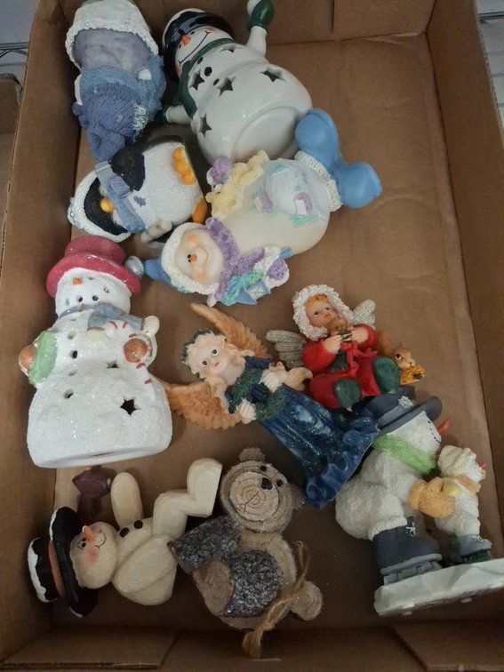 Christmas Figurines Lot