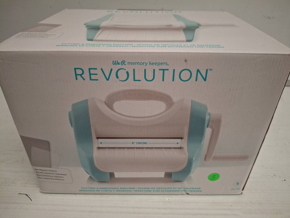 We R Memory Keepers Revolution Die Cutting Machine
