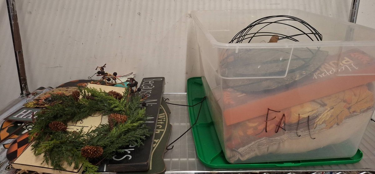 Seasonal Holiday Decor Lot